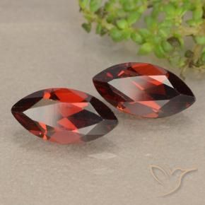 Shop natural 2.60ct ディープレッド パイロープガーネット gems, マーキーズ, from モザンビーグ at GemSelect. In stock, global shipping!