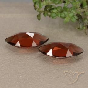 Shop natural 2.44ct ミディアムレッド パイロープガーネット gems, マーキーズ, from モザンビーグ at GemSelect. In stock, global shipping!