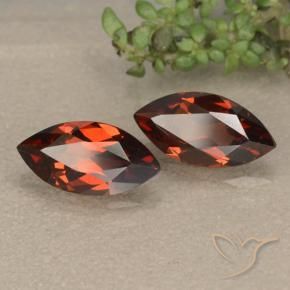 Shop natural 2.37ct ダークレッド パイロープガーネット gems, マーキーズ, from モザンビーグ at GemSelect. In stock, global shipping!
