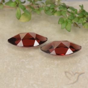 Shop natural 2.47ct スカーレットレッド パイロープガーネット gems, マーキーズ, from モザンビーグ at GemSelect. In stock, global shipping!