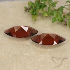 Shop natural 2.33ct ダークレッド パイロープガーネット gems, マーキーズ, from モザンビーグ at GemSelect. In stock, global shipping!