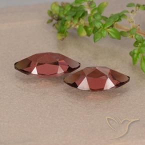 Shop natural 2.42ct ディープレッド パイロープガーネット gems, マーキーズ, from モザンビーグ at GemSelect. In stock, global shipping!