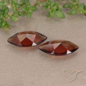 Shop natural 2.12ct ダークレッド パイロープガーネット gems, マーキーズ, from モザンビーグ at GemSelect. In stock, global shipping!