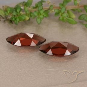 Shop natural 2.46ct 濃いスカーレットレッド パイロープガーネット gems, マーキーズ, from モザンビーグ at GemSelect. In stock, global shipping!