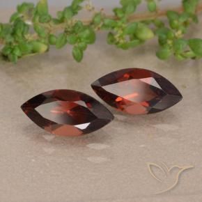 Shop natural 2.51ct ダークレッド パイロープガーネット gems, マーキーズ, from モザンビーグ at GemSelect. In stock, global shipping!