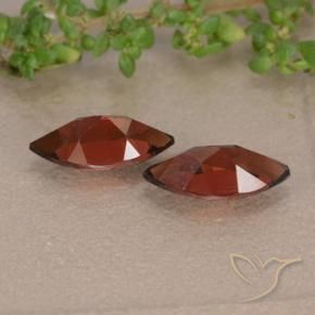 Shop natural 2.51ct ダークレッド パイロープガーネット gems, マーキーズ, from モザンビーグ at GemSelect. In stock, global shipping!