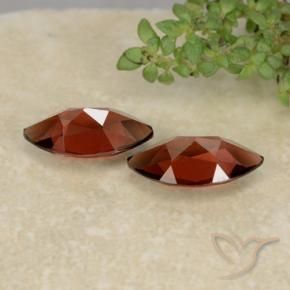 Shop natural 2.51ct ダークレッド パイロープガーネット gems, マーキーズ, from モザンビーグ at GemSelect. In stock, global shipping!