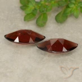 Shop natural 2.35ct ディープレッド パイロープガーネット gems, マーキーズ, from モザンビーグ at GemSelect. In stock, global shipping!