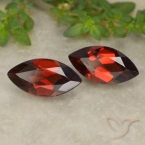 Shop natural 2.63ct 濃いブラッドレッド パイロープガーネット gems, マーキーズ, from モザンビーグ at GemSelect. In stock, global shipping!