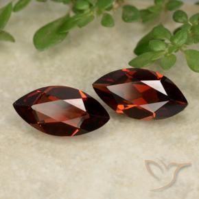 Shop natural 2.30ct ディープレッド パイロープガーネット gems, マーキーズ, from モザンビーグ at GemSelect. In stock, global shipping!