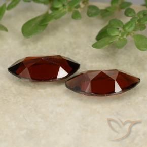 Shop natural 2.37ct ダークレッド パイロープガーネット gems, マーキーズ, from モザンビーグ at GemSelect. In stock, global shipping!