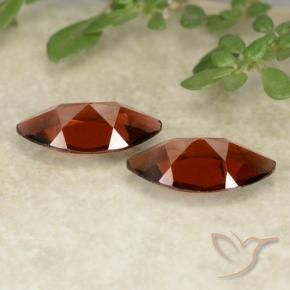 Shop natural 2.35ct ダークレッド パイロープガーネット gems, マーキーズ, from モザンビーグ at GemSelect. In stock, global shipping!