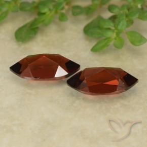 Shop natural 3.06ct ディープレッド パイロープガーネット gems, マーキーズ, from モザンビーグ at GemSelect. In stock, global shipping!