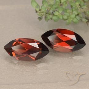 Shop natural 2.57ct ディープレッド パイロープガーネット gems, マーキーズ, from モザンビーグ at GemSelect. In stock, global shipping!