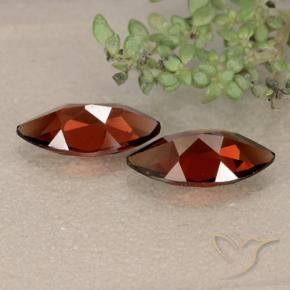 Shop natural 2.56ct ディープレッド パイロープガーネット gems, マーキーズ, from モザンビーグ at GemSelect. In stock, global shipping!