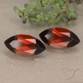 Shop natural 2.53ct ダークレッド パイロープガーネット gems, マーキーズ, from モザンビーグ at GemSelect. In stock, global shipping!