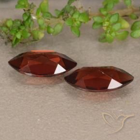 Shop natural 2.54ct 濃いスカーレットレッド パイロープガーネット gems, マーキーズ, from モザンビーグ at GemSelect. In stock, global shipping!