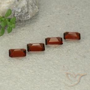 Shop natural 2.20ct サングリアレッド パイロープガーネット gems, エメラルドカット, from モザンビーグ at GemSelect. In stock, global shipping!