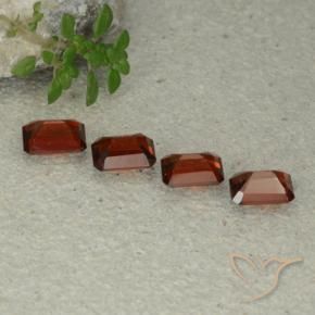 Shop natural 3.09ct サングリアレッド パイロープガーネット gems, 八角形 / エメラルドカット, from モザンビーグ at GemSelect. In stock, global shipping!