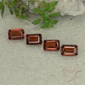 Shop natural 1.81ct ディープレッド パイロープガーネット gems, 八角形 / エメラルドカット, from モザンビーグ at GemSelect. In stock, global shipping!