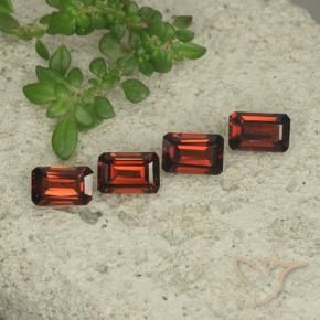 Shop natural 2.28ct ミディアムレッド パイロープガーネット gems, 八角形 / エメラルドカット, from モザンビーグ at GemSelect. In stock, global shipping!