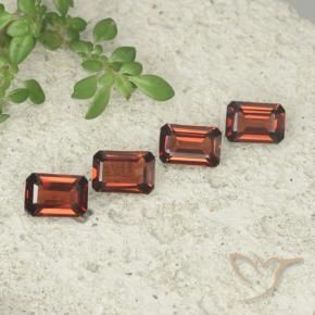 Shop natural 2.25ct サングリアレッド パイロープガーネット gems, 八角形 / エメラルドカット, from モザンビーグ at GemSelect. In stock, global shipping!