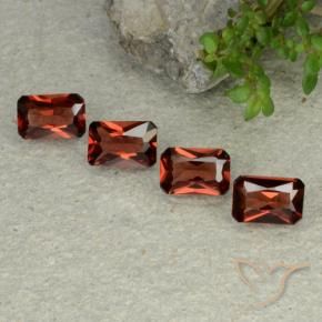 Shop natural 2.36ct サングリアレッド パイロープガーネット gems, 八角形 / エメラルドカット, from モザンビーグ at GemSelect. In stock, global shipping!