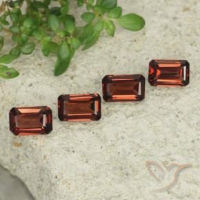 Shop natural 2.18ct ミディアムレッド パイロープガーネット gems, 八角形 / エメラルドカット, from モザンビーグ at GemSelect. In stock, global shipping!