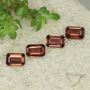 Shop natural 2.06ct サングリアレッド パイロープガーネット gems, 八角形 / エメラルドカット, from モザンビーグ at GemSelect. In stock, global shipping!