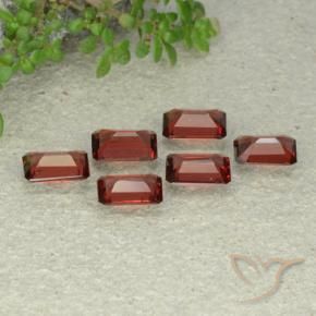 Shop natural 3.03ct ダークレッド パイロープガーネット gems, 八角形 / エメラルドカット, from モザンビーグ at GemSelect. In stock, global shipping!