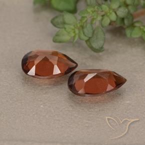 Shop natural 1.80ct サングリアレッド パイロープガーネット gems, 洋梨の形, from モザンビーグ at GemSelect. In stock, global shipping!