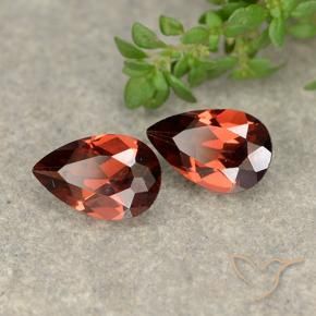 Shop natural 1.75ct ディープレッド パイロープガーネット gems, 洋梨の形, from モザンビーグ at GemSelect. In stock, global shipping!