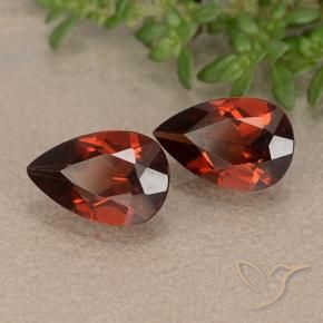 Shop natural 1.98ct メルローレッド パイロープガーネット gems, 洋梨の形, from モザンビーグ at GemSelect. In stock, global shipping!