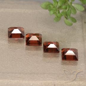 Shop natural 2.02ct 明るい赤 パイロープガーネット gems, 四角形, from マダガスカル at GemSelect. In stock, global shipping!