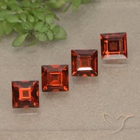 Shop natural 2.05ct 明るい赤 パイロープガーネット gems, 四角形, from マダガスカル at GemSelect. In stock, global shipping!