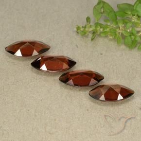 Shop natural 4.41ct ダークレッド パイロープガーネット gems, マーキーズ, from モザンビーグ at GemSelect. In stock, global shipping!