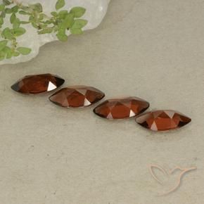Shop natural 4.69ct ミディアムレッド パイロープガーネット gems, マーキーズ, from モザンビーグ at GemSelect. In stock, global shipping!