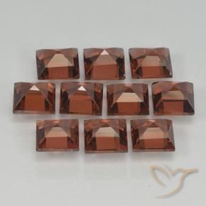 Shop natural 4.18ct サングリアレッド パイロープガーネット gems, 四角形, from モザンビーグ at GemSelect. In stock, global shipping!