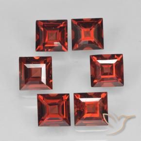 Shop natural 2.83ct ダークレッド パイロープガーネット gems, 四角形, from モザンビーグ at GemSelect. In stock, global shipping!