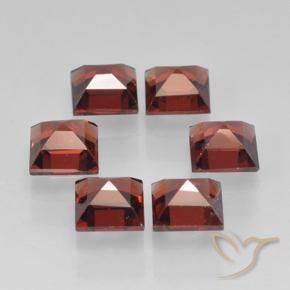 Shop natural 2.83ct ダークレッド パイロープガーネット gems, 四角形, from モザンビーグ at GemSelect. In stock, global shipping!