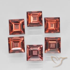 Shop natural 2.63ct スカーレットレッド パイロープガーネット gems, 四角形, from モザンビーグ at GemSelect. In stock, global shipping!