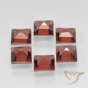 Shop natural 2.76ct 明るい赤 パイロープガーネット gems, 四角形, from モザンビーグ at GemSelect. In stock, global shipping!