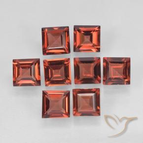Shop natural 2.98ct ミディアムレッド パイロープガーネット gems, 四角形, from モザンビーグ at GemSelect. In stock, global shipping!