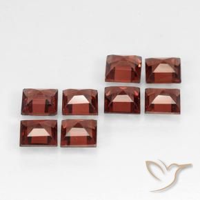 Shop natural 3.25ct ブリックレッド パイロープガーネット gems, 四角形, from モザンビーグ at GemSelect. In stock, global shipping!