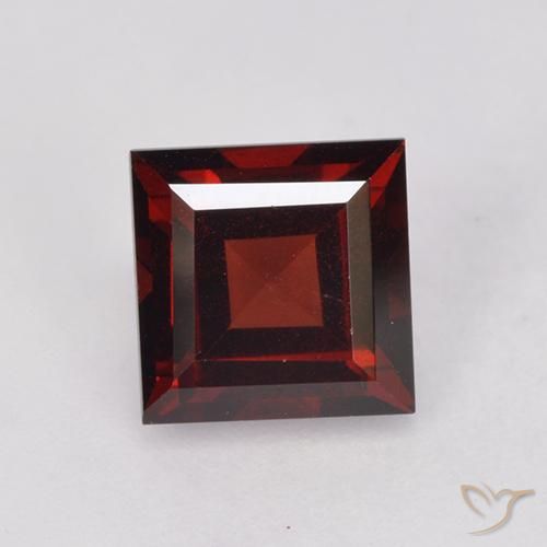 2.09ct 天然 ダークレッド パイロープガーネット, 四角形, VS