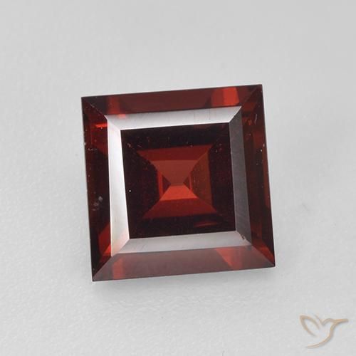 2.10ct 天然 ダークレッド パイロープガーネット, 四角形, VVS-VS