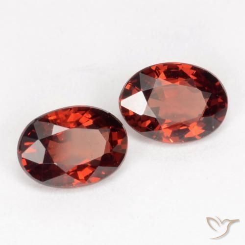 Shop natural 1.96ct カラントレッド パイロープガーネット gems, 楕円形, from モザンビーグ at GemSelect. In stock, global shipping!