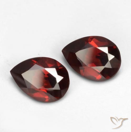 Shop natural 1.62ct ダークレッド パイロープガーネット gems, 洋梨の形, from モザンビーグ at GemSelect. In stock, global shipping!