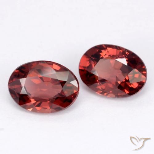 Shop natural 1.98ct ダークレッド パイロープガーネット gems, 楕円形, from モザンビーグ at GemSelect. In stock, global shipping!