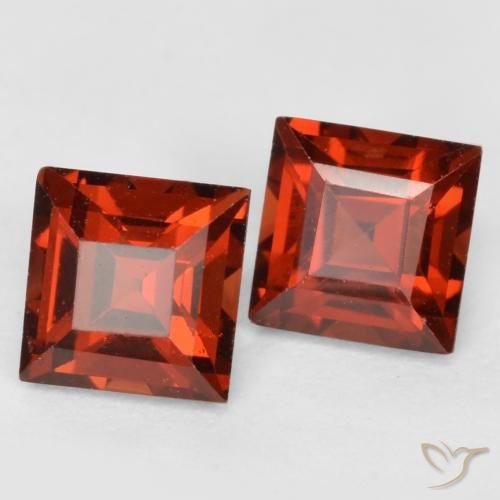 Shop natural 0.98ct サングリアレッド パイロープガーネット gems, 四角形, from モザンビーグ at GemSelect. In stock, global shipping!